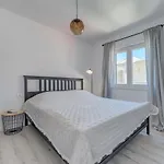Beachfront Split