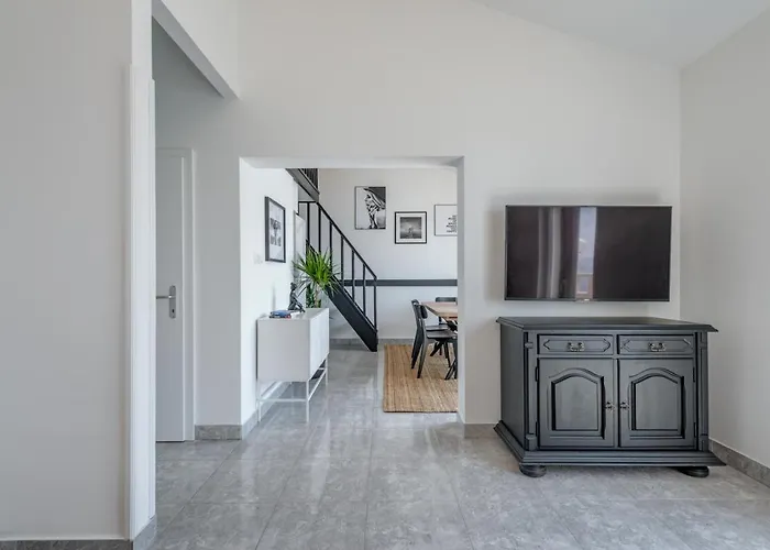 Beachfront 아파트 *