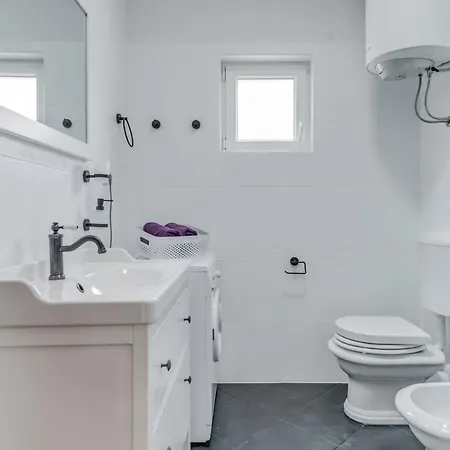 Apartment Beachfront